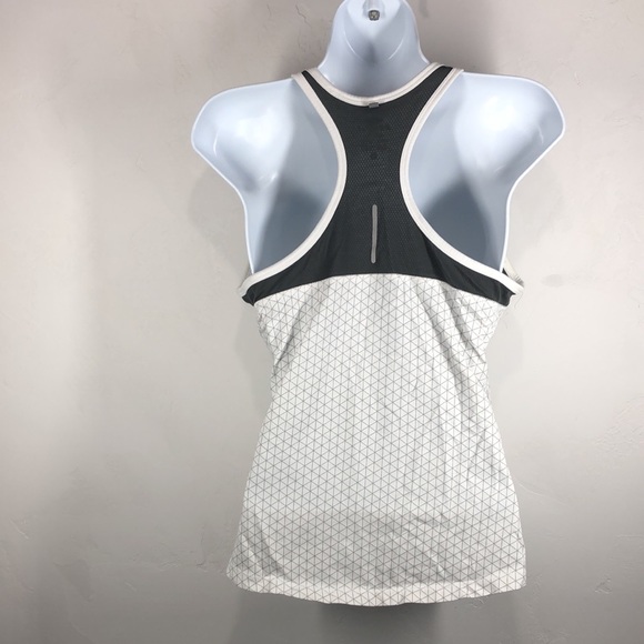 Nike Dri-Fit gray and white workout tank size medium - Picture 7 of 10